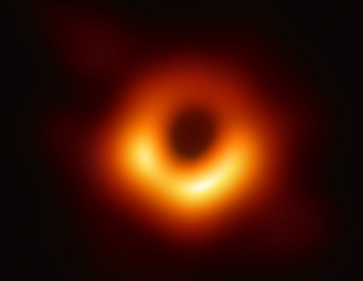 超巨大ブラックホール周辺の構造2