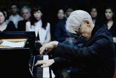 Ryuichi Sakamoto Async-02