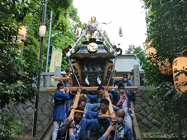 令和5年 秦野市尾尻 八幡神社例大祭 宵宮 神輿宮立ち